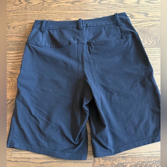 Lululemon Black Shorts Size 32 - Picture 4 of 7